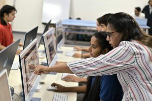 ESET-visito-Universidades-en-Caracas-advierte-deficit-y-oportunidades-para.jpg