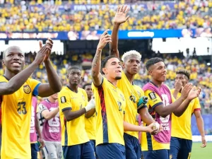 Ecuador-vencio-a-Alemania-y-se-mete-en-16vos.jpg