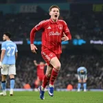 Elliot Anderson jugará en el Manchester City