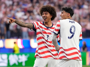 Estados-Unidos-golea-a-Paraguay-en-su-debut-mundialista.png
