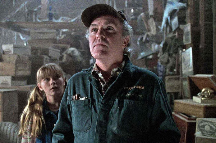 Fallece-el-actor-James-Handy-apunalado-por-el-hijo-de.png