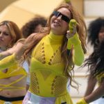 Filtraron foto de Shakira saliendo de un hotel con un famoso actor mexicano
