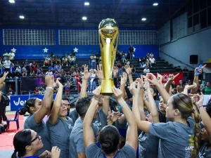 Guacharas-campeonas-de-la-Liga-de-Voleibol.jpg
