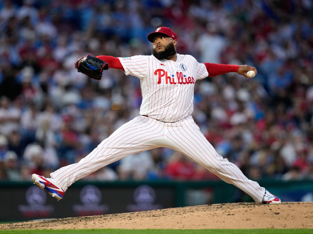 Jose-Alvarado-asegura-el-triunfo-de-los-Phillies-ante-Padres.png