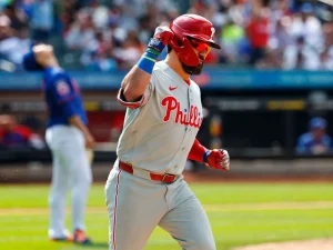 Kyle-Schwarber-es-el-primero-en-llegar-a-30-jonrones.jpg