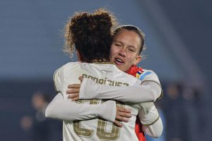Vinotinto Femenina