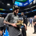 Los Spurs renuevan el contrato de Julian Champagnie