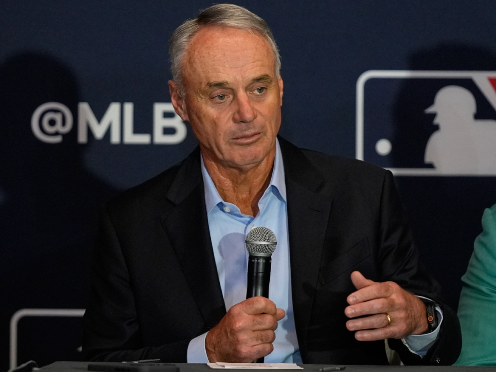 MLB-propone-prohibir-firmas-de-jugadores-de-escuela-secundaria.png