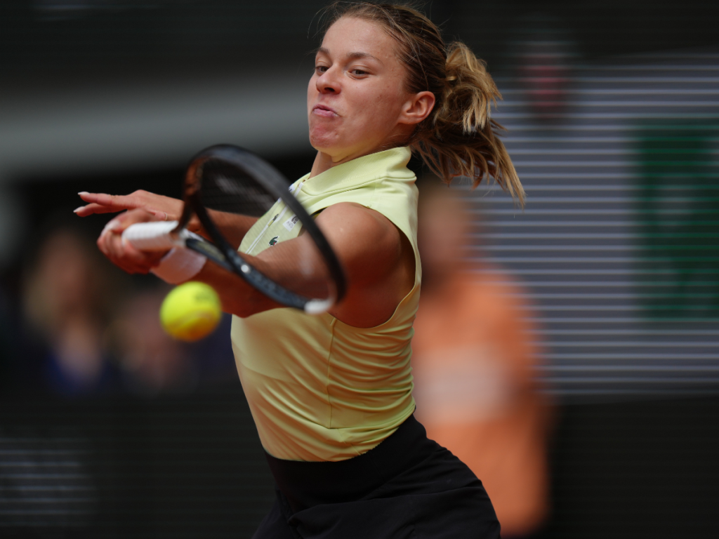 Maja-Chwalinska-clasifica-a-semifinales-de-Roland-Garros.png