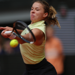 Maja Chwalinska clasifica a semifinales de Roland Garros