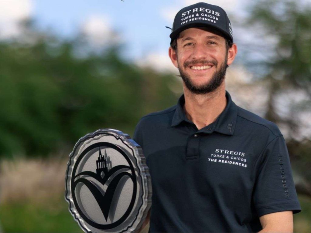 Manuel-Torres-se-corona-campeon-en-la-Gira-de-Golf.jpg