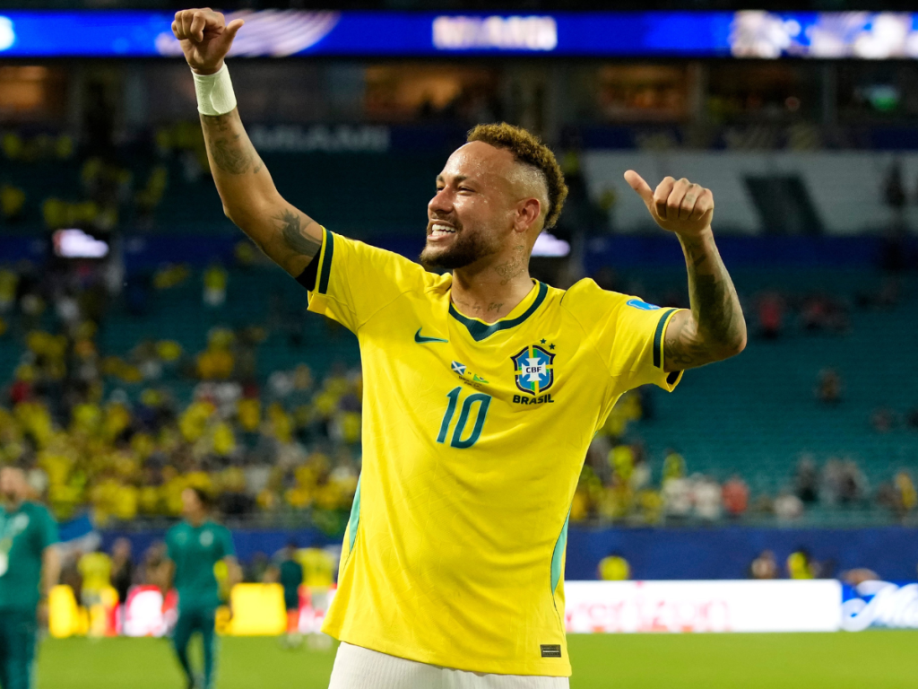 Neymar-reaparecio-con-la-seleccion-de-Brasil-tras-casi-tres.png