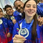 Oro con récord mundial en Apnea