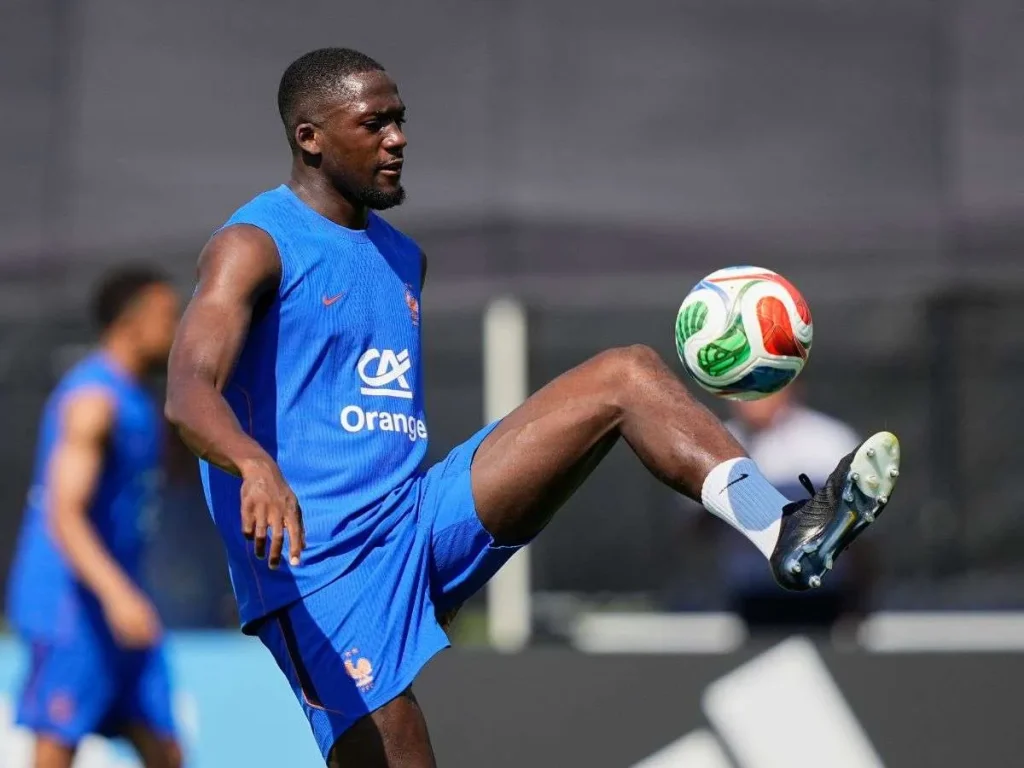 Real-Madrid-firma-al-frances-Ibrahima-Konate.jpg