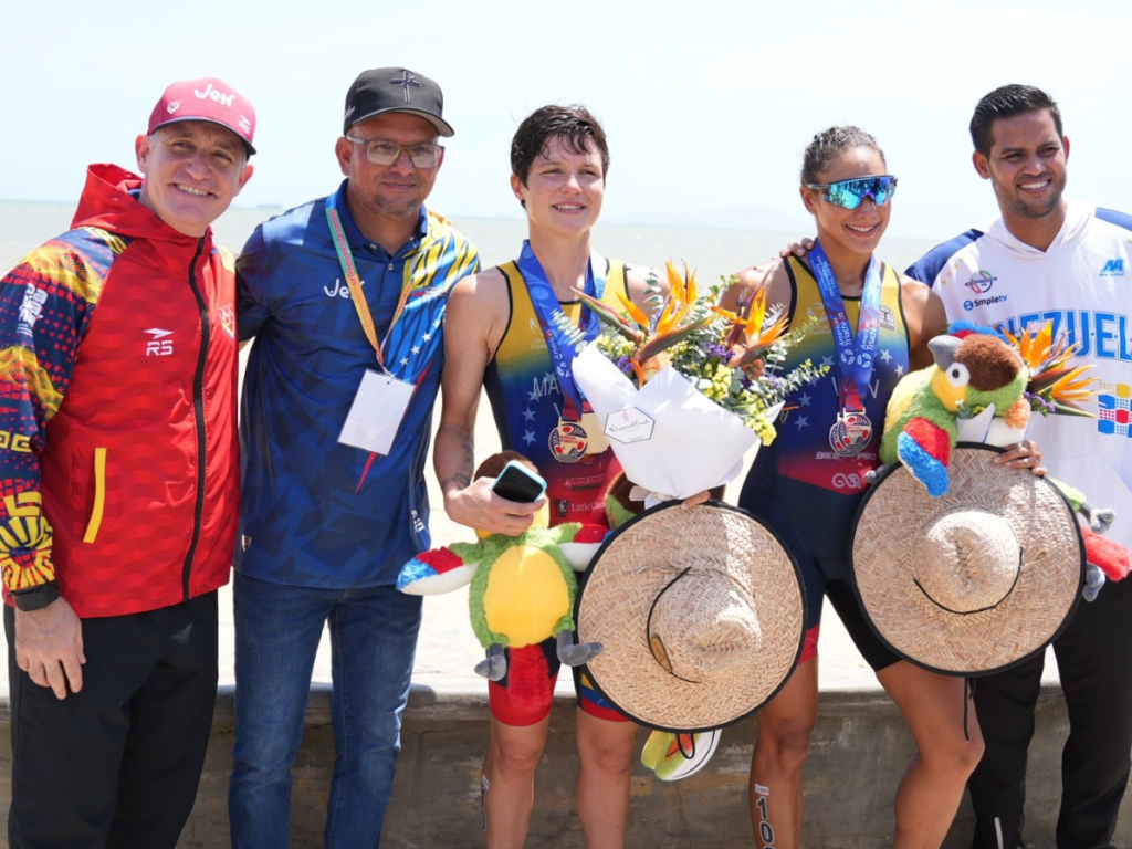 Rosa-Martinez-se-corono-en-el-Centroamericano-de-Triatlon.png