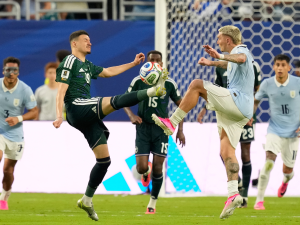 Uruguay-rescata-un-empate-ante-Arabia-Saudita.png