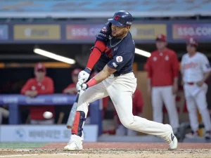 Victor-Reyes-al-acecho-del-liderato-de-bateo-en-la.png