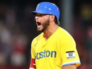 Wilyer-Abreu-aporto-en-la-victoria-de-Boston.jpg