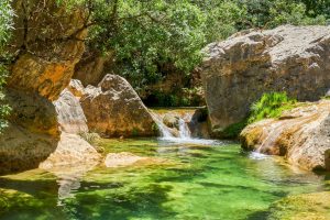 17-canones-y-pozas-de-aguas-cristalinas-para-darse-un.jpeg