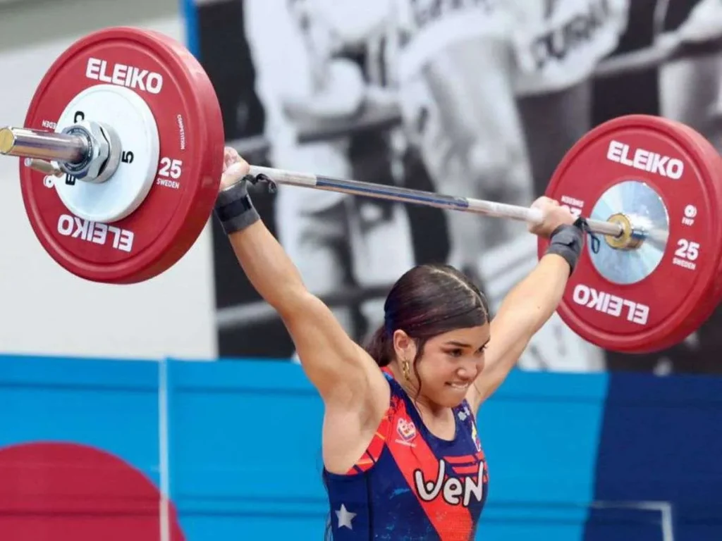 Arianye-Echandia-sumo-dos-bronce-en-Cali.jpg