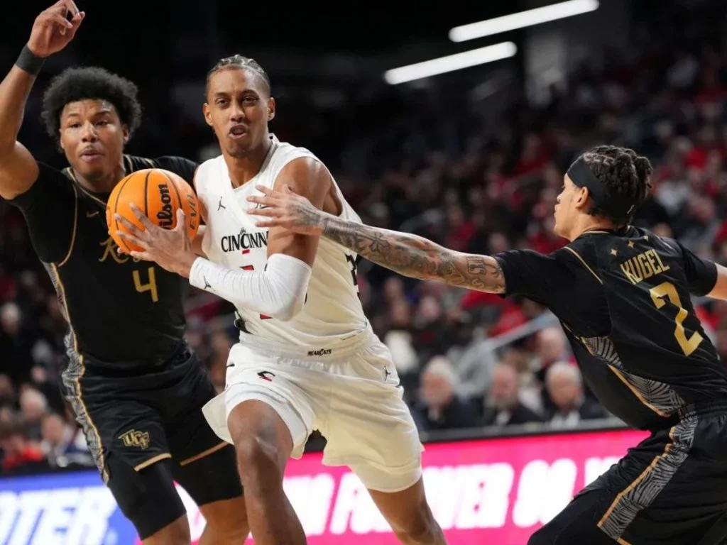 Baba-Miller-firma-un-contrato-por-cuatro-anos-con-Clippers.jpg