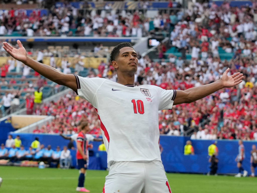 Bellingham-le-da-el-pase-a-Inglaterra-a-semifinales.png