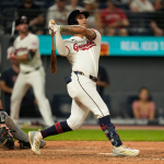 Brayan Rocchio decide con jonrón de oro