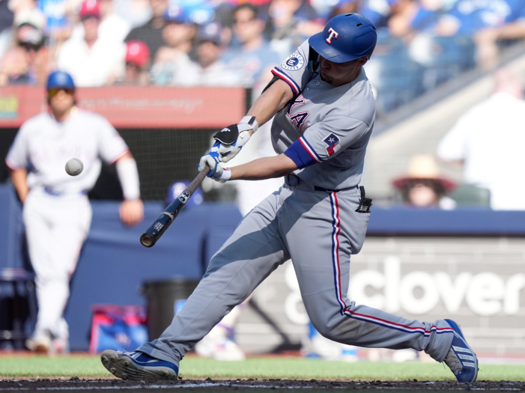 Corey-Seager-regresa-a-lista-de-lesionados-de-los-Rangers.png