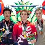 David Linares alzó oro en Mundial de Pesas