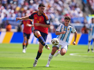 El-Barcelona-se-lanza-por-Aymeric-Laporte.png