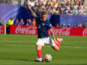 El-PSG-tendria-cerrado-a-Lucas-Digne.png