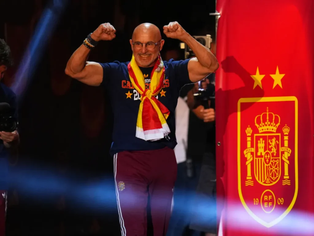 Espana-quiere-que-de-la-Fuente-siga-hasta-2030.png
