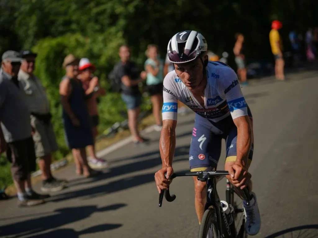 Evenepoel-gana-la-contrarreloj-en-el-Tour-de-Francia.jpg