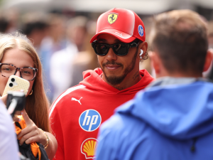 Hamilton-deja-en-evidencia-a-la-FIA-tras-sufrir-con.png