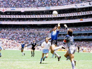 Inglaterra-Argentina-lejos-de-Las-Malvinas.png