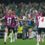 Jordan Henderson se lesiona en celebración de Inglaterra