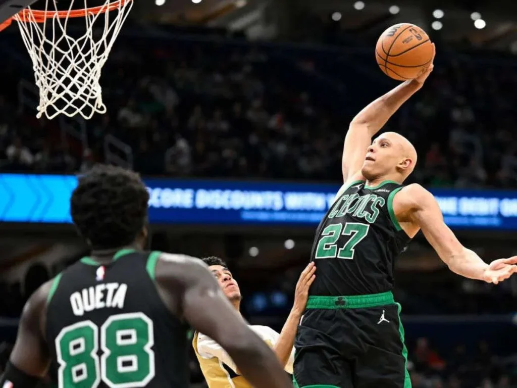 Jordan-Walsh-extiende-su-contrato-con-los-Celtics.jpg