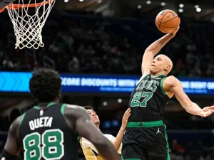 Jordan-Walsh-extiende-su-contrato-con-los-Celtics.jpg