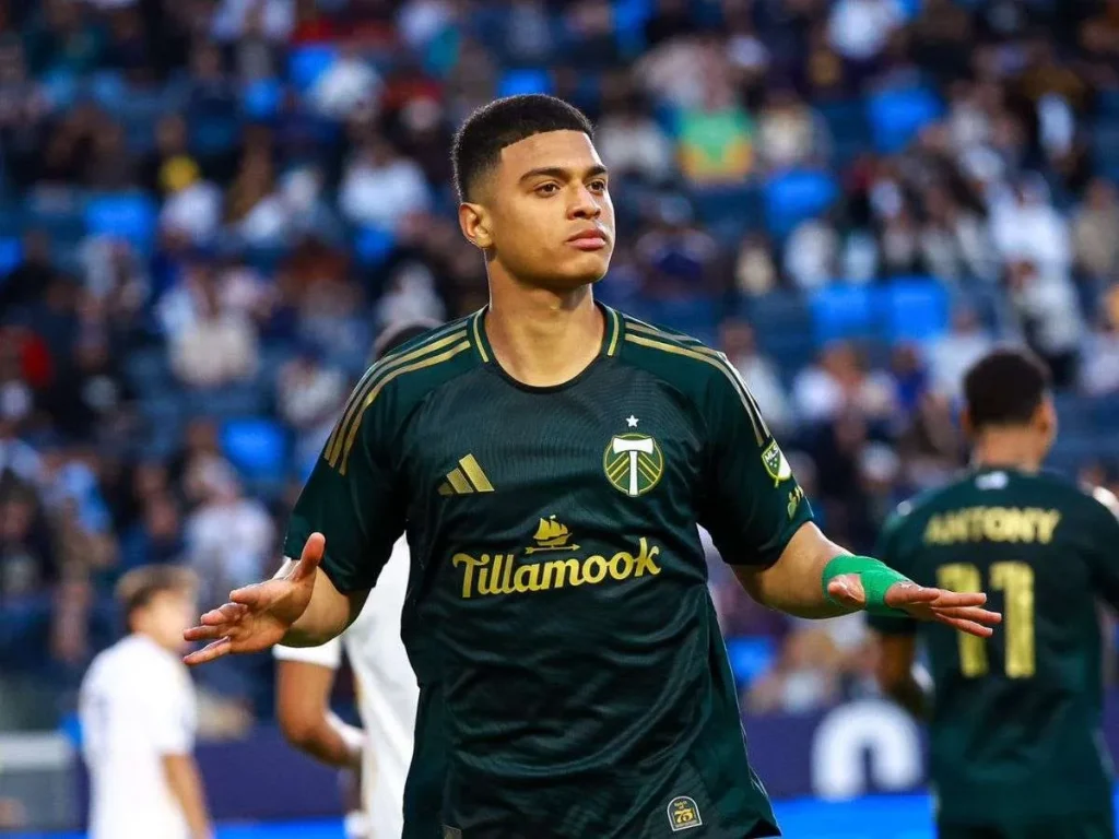 Kevin-Kelsy-tiene-nuevo-tecnico-en-los-Timbers.jpg