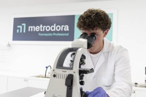 La-practica-la-gran-asignatura-que-marca-la-diferencia-en.jpg