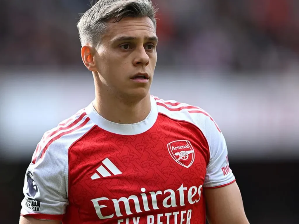 Leandro-Trossard-es-nuevo-jugador-del-Besiktas.png
