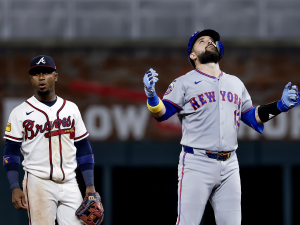 Luis-Torrens-emergio-para-poner-a-ganar-a-los-Mets.png