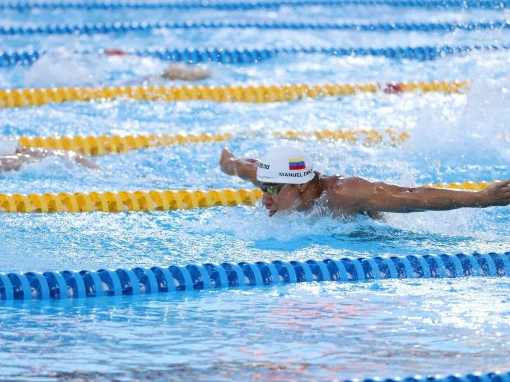 Natacion-amplio-palmares-en-Santo-Domingo.jpg