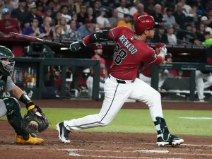 Nolan-Arenado-alcanza-los-2000-hits-en-MLB.jpg