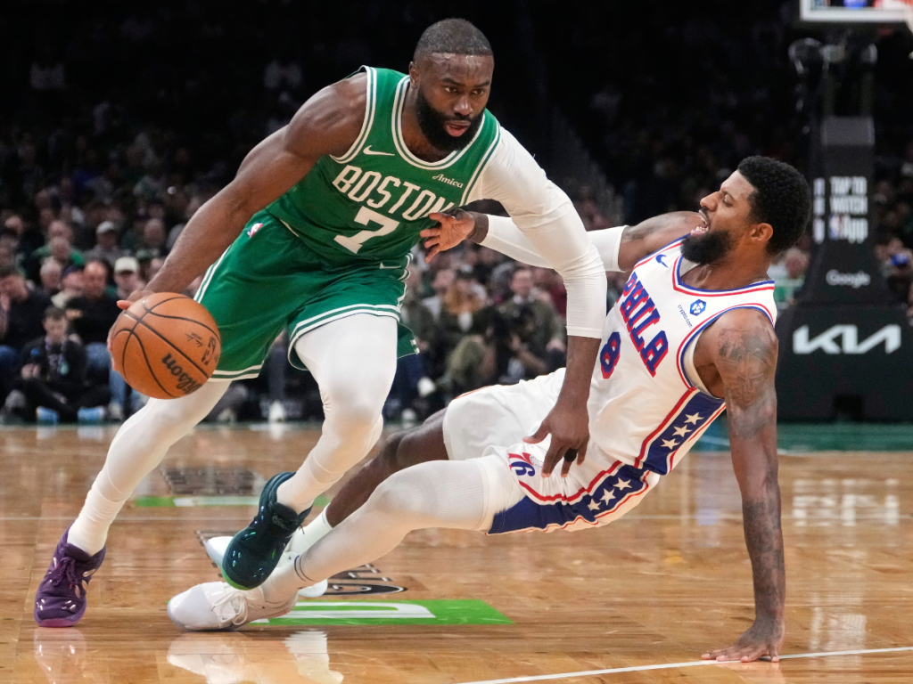 Philadelphia-adquiere-a-Jaylen-Brown-a-cambio-de-Paul-George.png