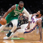 Philadelphia adquiere a Jaylen Brown a cambio de Paul George
