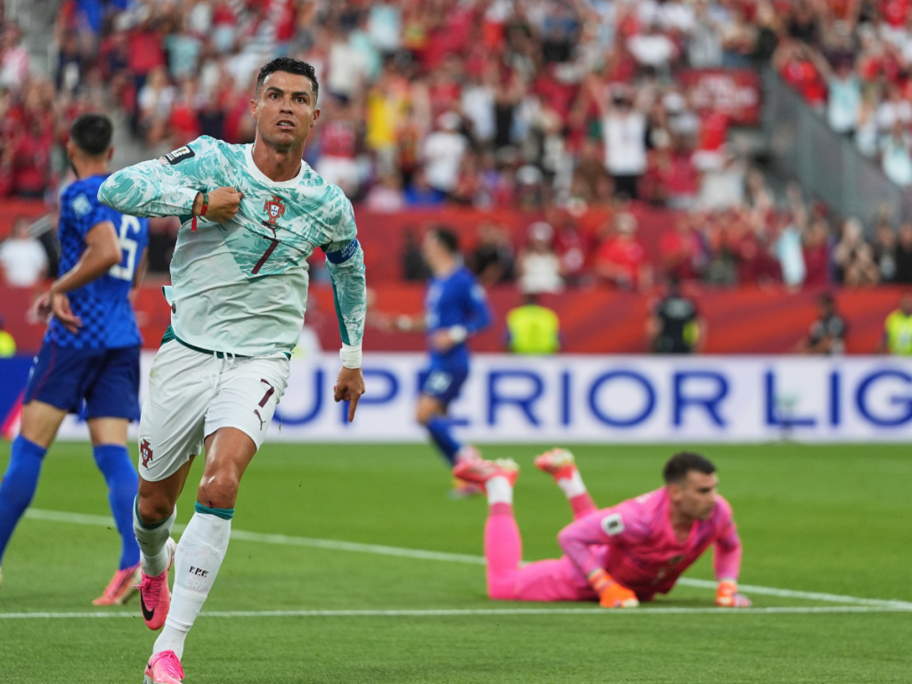 Ramos-y-Cristiano-anotan-por-Portugal-que-remonta-para-vencer.png
