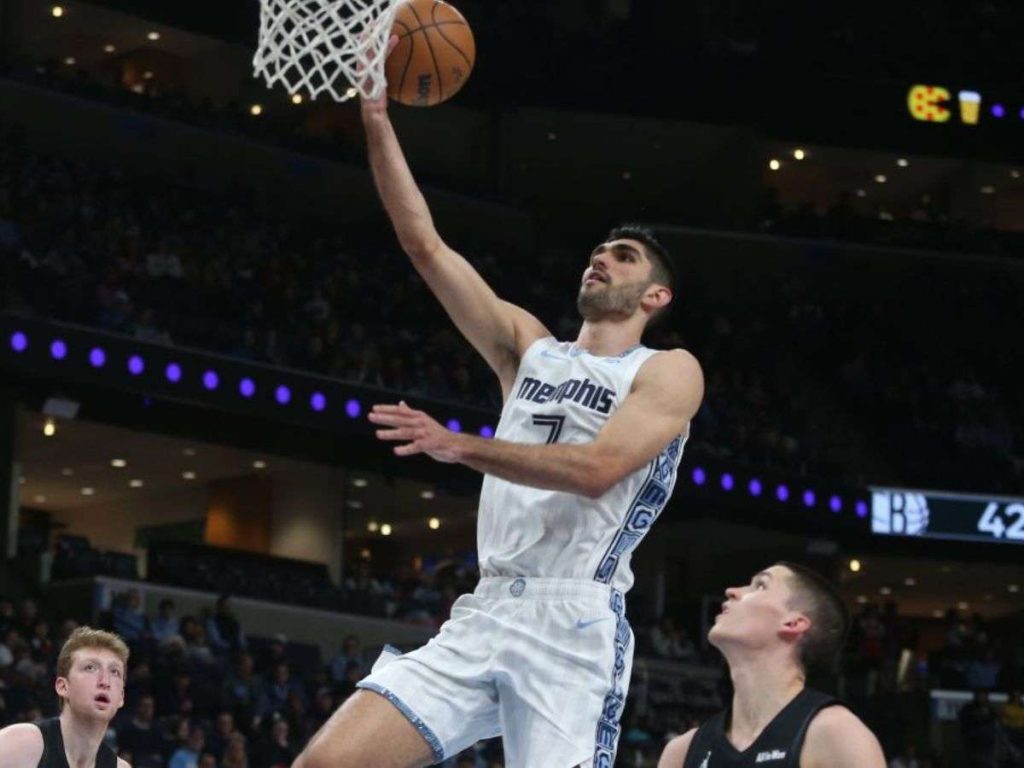 Santi-Aldama-ahora-jugara-para-los-Mavericks.jpg
