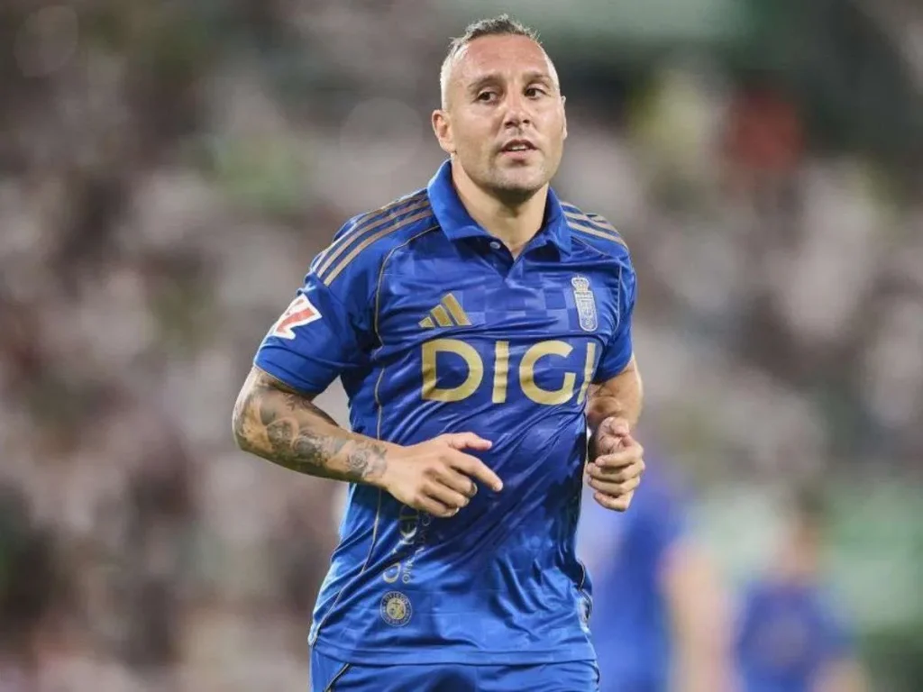 Santi-Cazorla-anuncia-su-retiro-del-futbol.jpg
