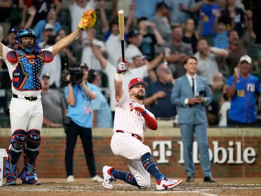 Schwarber-y-Harper-son-los-favoritos-en-el-Derbi-de.jpg